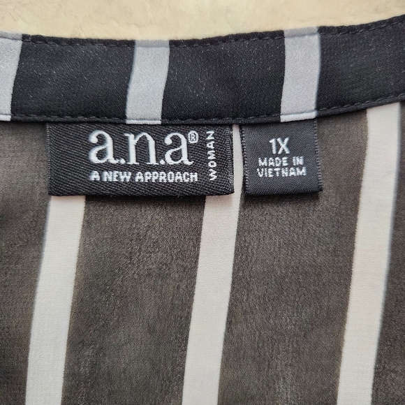 A.N.A.  Black/White Striped Sheer 1/4 Button Up Tunic, Suze 1X - Picture 3 of 7
